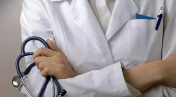 عميد قصر العيني يطالب بدعم مادي للحد من ظاهرة هجرة الأطباء